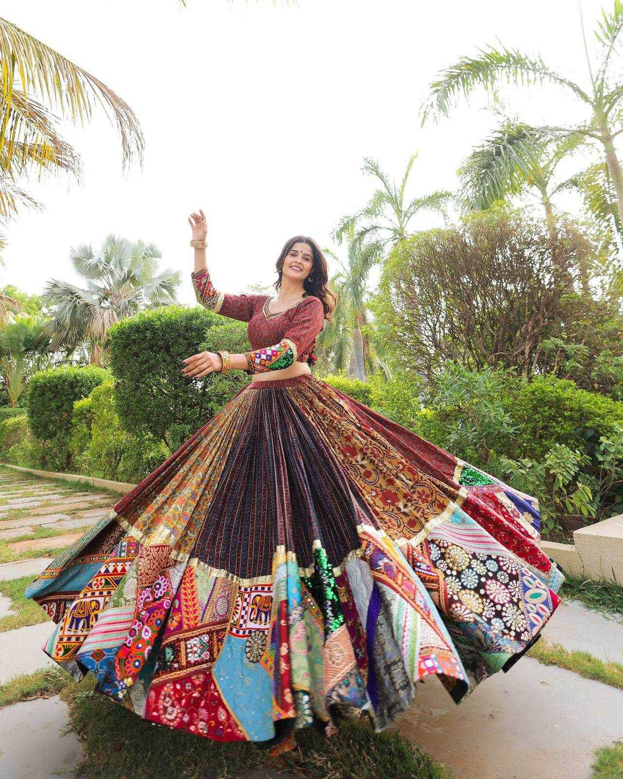 Muslin Cotton Mirror Work Navratri Chaniya Choli - MYLUXURY LANE ENTERPRISE
